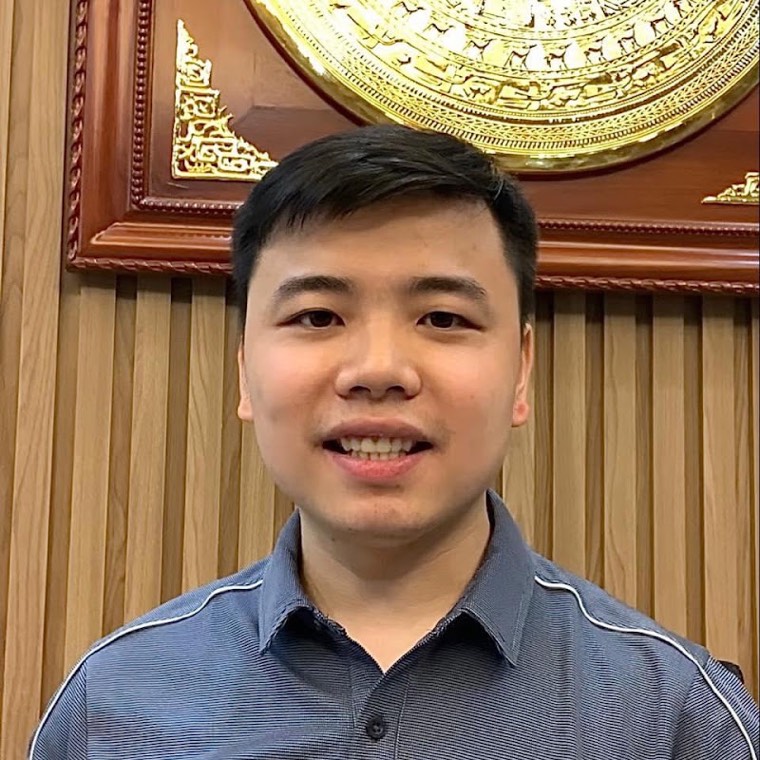 Chân dung HOÀNG VINH